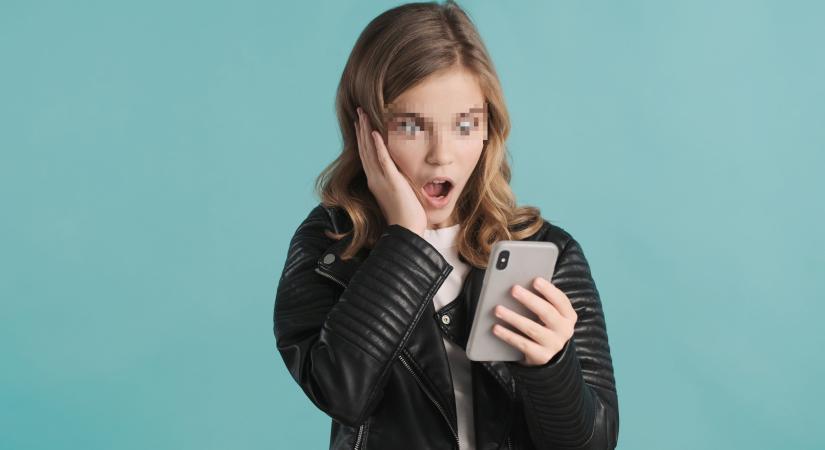 Diákjának küldött intim fotót a debreceni tanár