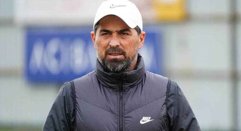 Légiósok: Edzőváltás a magyar válogatott védő csapatánál