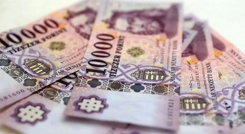 Két milliós bírság kerül a karácsonyfa alá ebben a családi házban