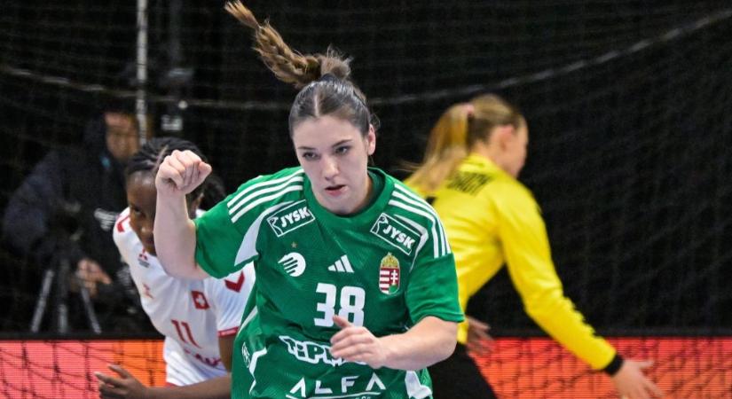 A második félidőben már igazi arcát mutatta a női kéziválogatott