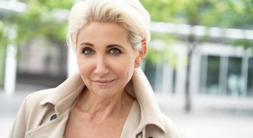 50 felett ezek a legelőnyösebb frizurák télre – Évekkel fiatalabbnak mutatnak és nagyon divatosak