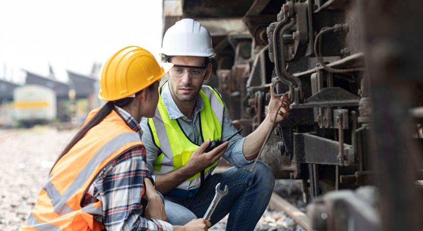 Bejelentés: új vonatgyár épül Magyarországon, vidéki nagyvárosban lesz az üzem – meglepő, kik állnak a cég mögött