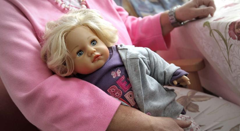 Babaterápia demenciában: valódi kapaszkodó vagy félreértett módszer?