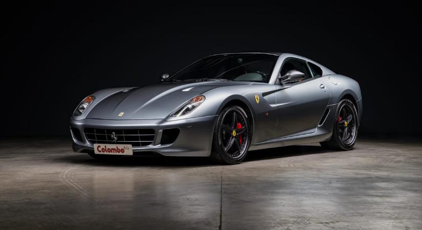 Szuperritka V12-es Ferrari vár új gazdára