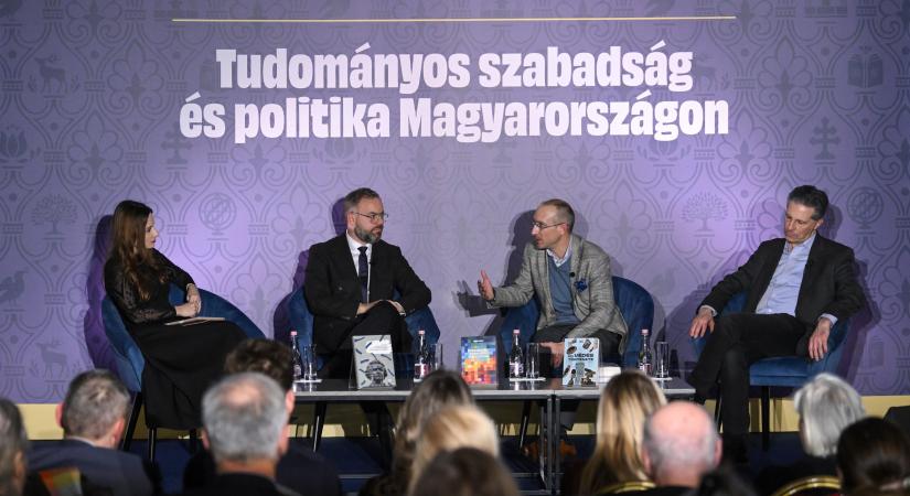 Orbán Balázs szerint a magyar oktatási rendszer jól vizsgázott