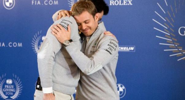 Retro – A bejelentés, amely sokkolta a világot