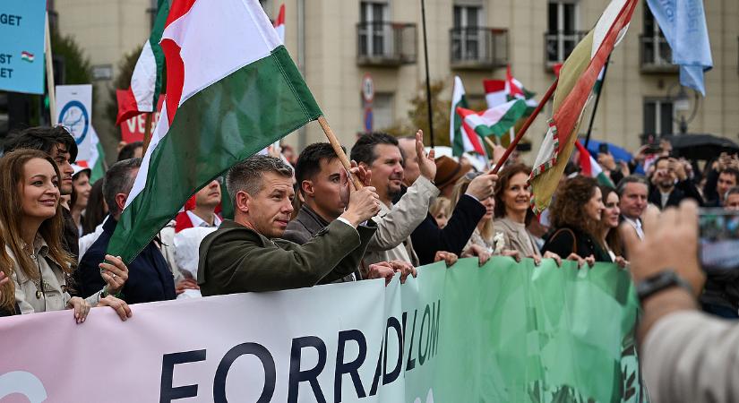 Megérkezett a friss mérés: apad a Tisza Párt, már a parlamenti többség is kérdéses