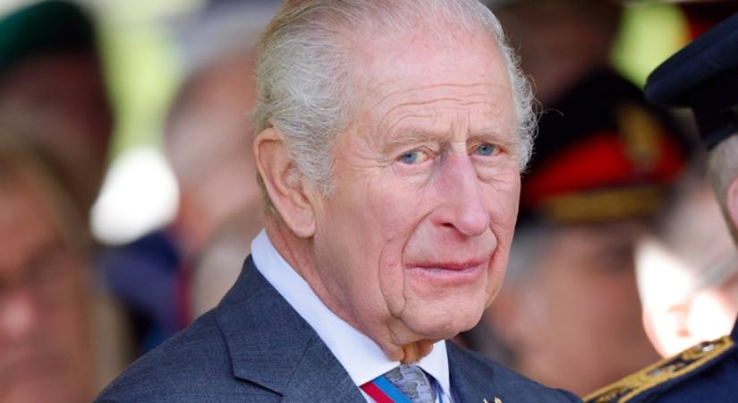III. Károly meglépte, amire brit uralkodó csak nagyon ritkán kényszerül: a király egyik legközelebbi családtagját érinti a rendhagyó intézkedés