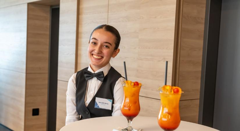 WorldSkills: Hévízen készült fel, Keszthelyen nyert, shanghai világversenyre utazik a magyar pincértehetség