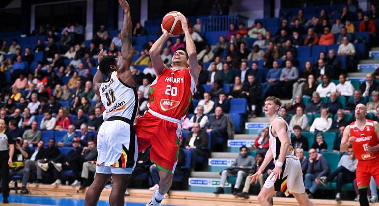 Továbbra is veretlen válogatottunk a vb-selejtezőben, kosarasaink Belgiumban nyertek