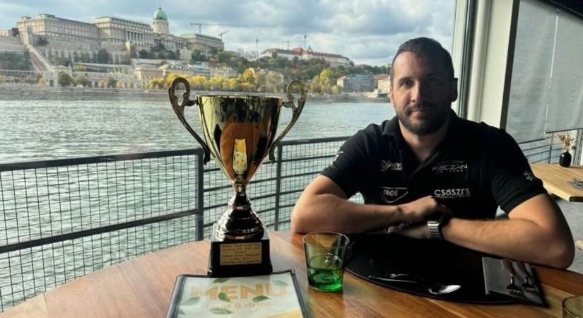 Véget ért a licit, kiderült, mennyiért kelt el Kiss Norbi trófeája