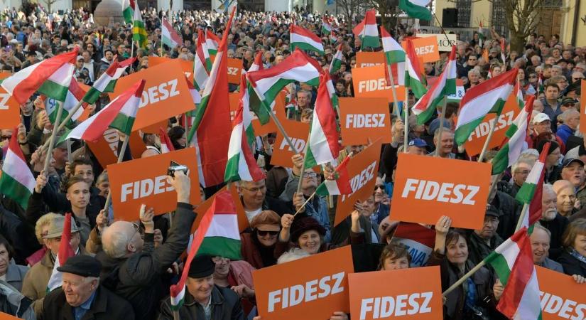 Stabil a Fidesz előnye, a Tisza nem árad tovább egy friss felmérés szerint