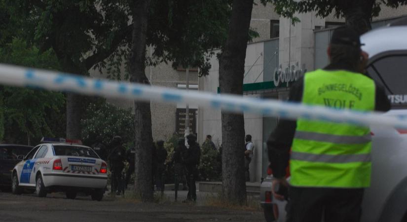 Rendkívüli! Lecsaptak a kommandósok Baranyában: európai elfogatóparancs alatt álló bűnözőt fogtak el (VIDEÓ)