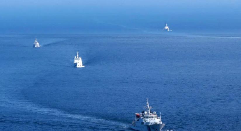 Összetűzésbe kerültek a kínai és japán parti őrség hajói a vitatott Szenkaku-szigeteknél