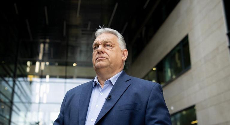 Orbán Viktor: Ezt a 600 oldalt visszaküldjük oda, ahova való, a balos szemétdombra