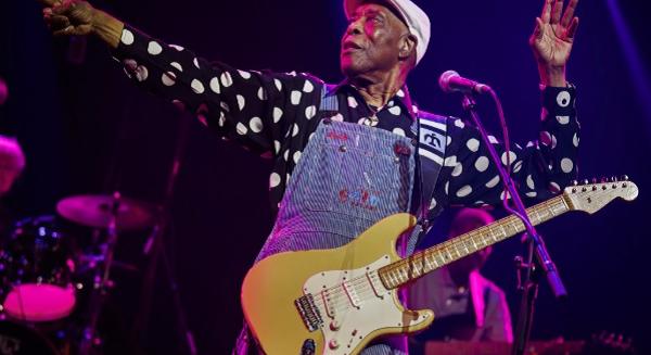 Buddy Guy: "én vagyok az utolsó öregember, aki bluest játszik"