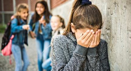 Pécs kimondja: NEM OKÉ az iskolai zaklatás