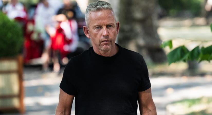 Schobert Norbi érdekes kísérletbe kezdett: „Nem fogok edzeni és azt fogom enni, amit kövér kisfiúként ettem”