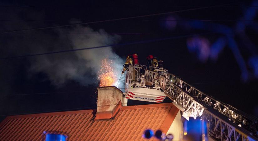 Fűtés és áram nélkül maradtak a bonyhádi tűz károsultjai