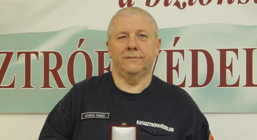 Tűzoltó, akiért most az egész szervezet büszke lehet