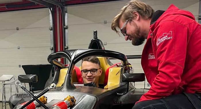 Dortmundtól Prágáig: a világ élvonalába került a Széchenyi István Egyetem szimulátorcsapata