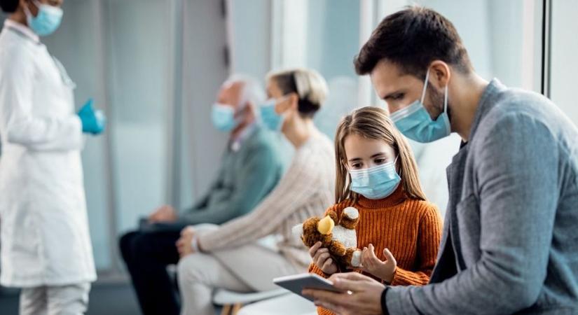 Kötelező lett a maszk a vásárhelyi és makói kórházakban, mutatjuk a szabályokat