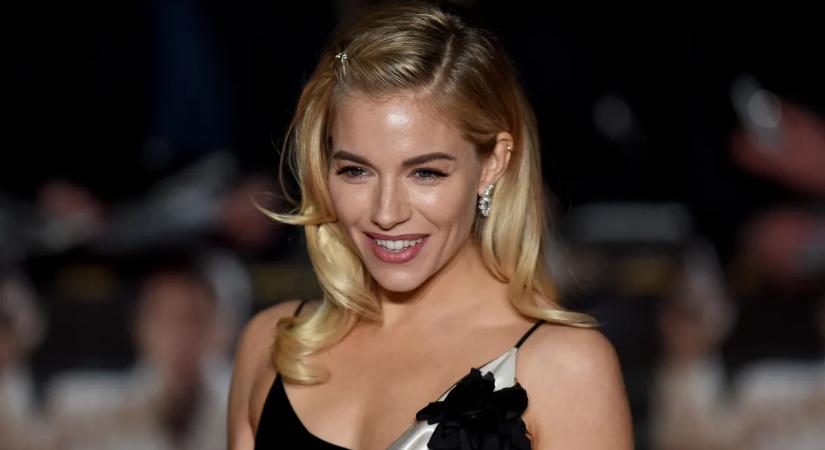 Ismét terhes a világsztár: Sienna Miller a harmadik gyermekét várja