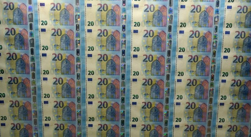 EU-pénzekkel kapcsolatos csalás miatt razziáztak a belga rendőrök, három embert letartóztattak