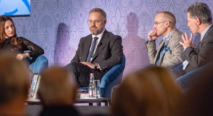 Orbán Balázs: „Reméljük, nem jutunk az amerikai és nyugat-európai egyetemek sorsára”