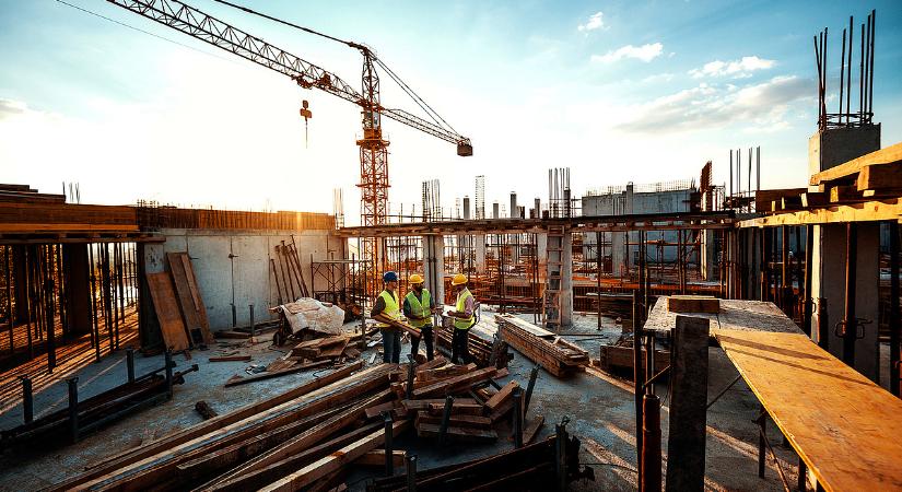 Ezerrel dübörögnek a magyar lakásépítések: újabb hét projekt lett kiemelt beruházás