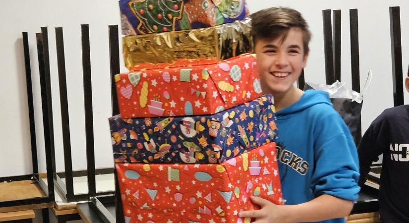 Reményt visznek a legszegényebb családoknak, de a cipősdobozba tett félszemű babák inkább szomorúságot okoznak