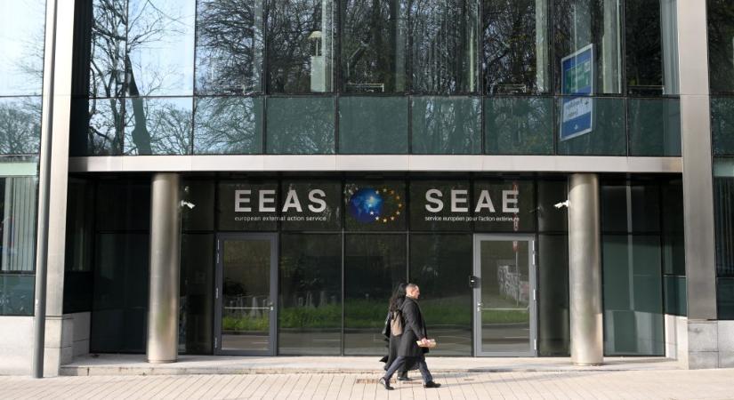 Az EU külügyi szolgálatánál razziázott a belga rendőrség