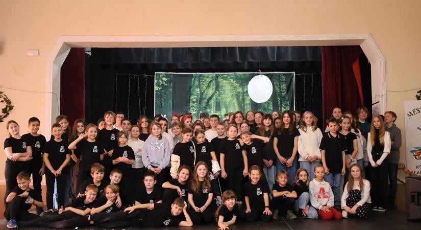 Tizenkilenc év varázslat a mesék világában