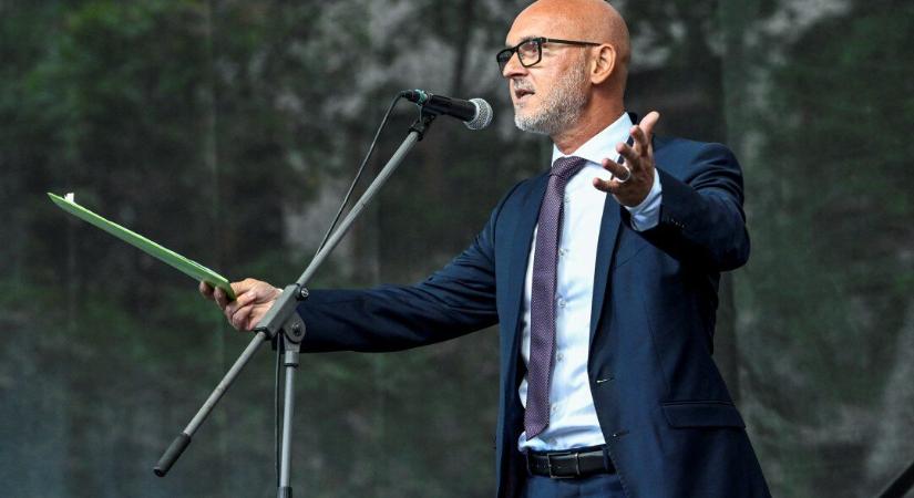 A Magyar Szövetség hamarosan közös háborúpárti pártcsaládba kerül az SaS-szel