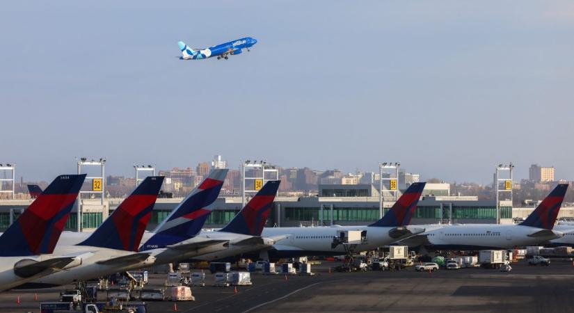 Kozmikus sugárzás miatt állították le az Airbus több ezer repülőjét