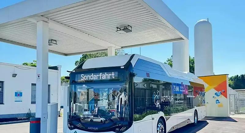 Csődöt jelentett az Arthur Bus, leállt a hidrogénbusz-projekt