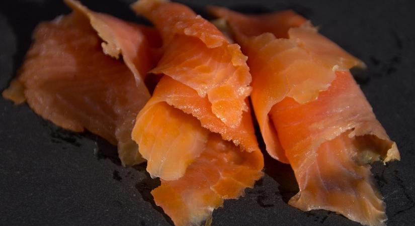 Újabb termékvisszahívás: veszélyes baktérium számos haltermékben