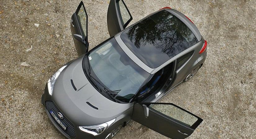 Csak felülről látszik, mennyire fura volt ez az autó