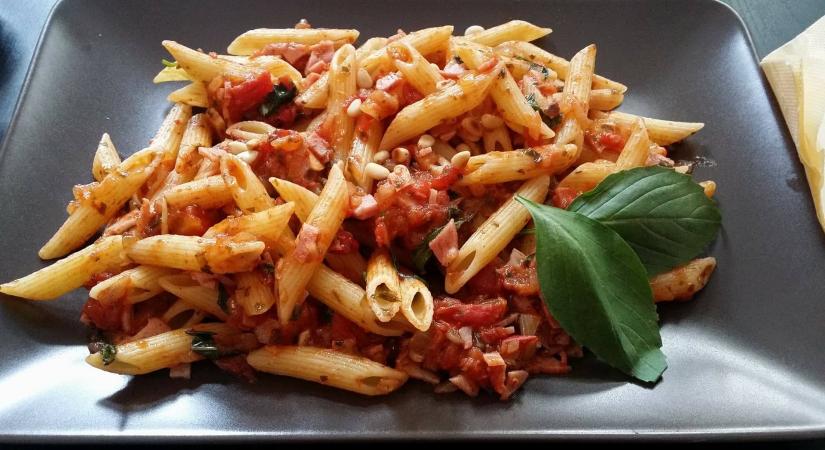 A Pennynél nem te döntöd el, milyen tésztát eszel: az van, amit kapsz