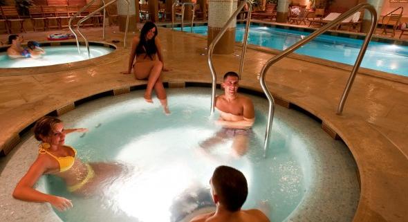 Szeretik a wellnesst a magyarok, aki teheti, évente többször is megy ilyen helyre