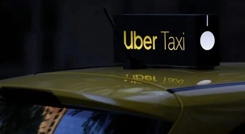 „A pofont kapó csajt már húzza vissza az elején a másik retek...” – Tovább dagad a hétvégi taxis botrány