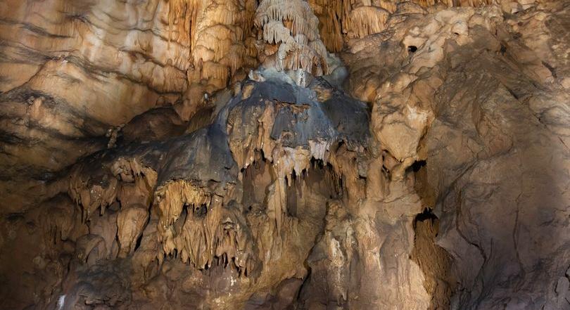 Zárva marad a révi Zichy-barlang