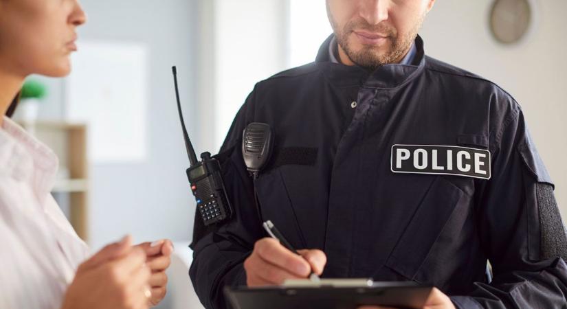 Totális képtelenségre vettek rá több embert – kis híján minden pénzük odalett!