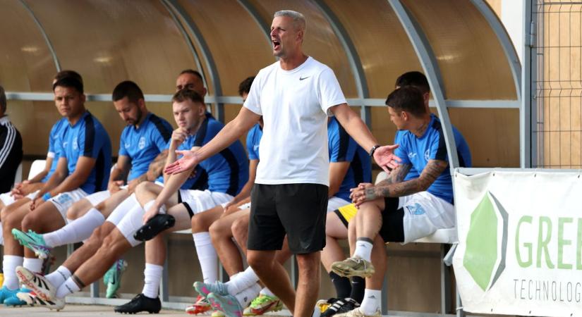 Javuló védekezés, akadozó gépezet a kapu előtt – a vezetőedző értékelte a Balatonlelle SE őszi idényét