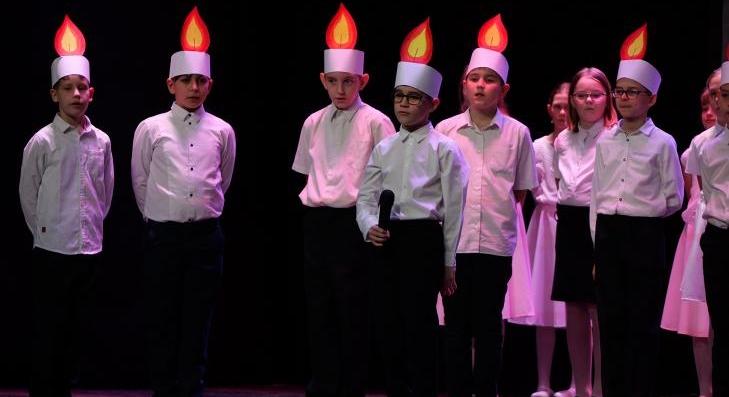 Fellobant a hit lángja Hevesen 