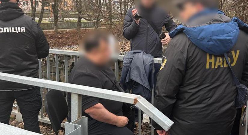 Kárpátalján lebuktatták a Volóci Járási Bíróság egyik bíráját vesztegetés miatt