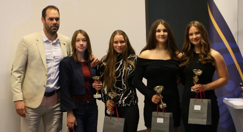 Dunaújváros büszkeségei, őket ünnepelték – galériával