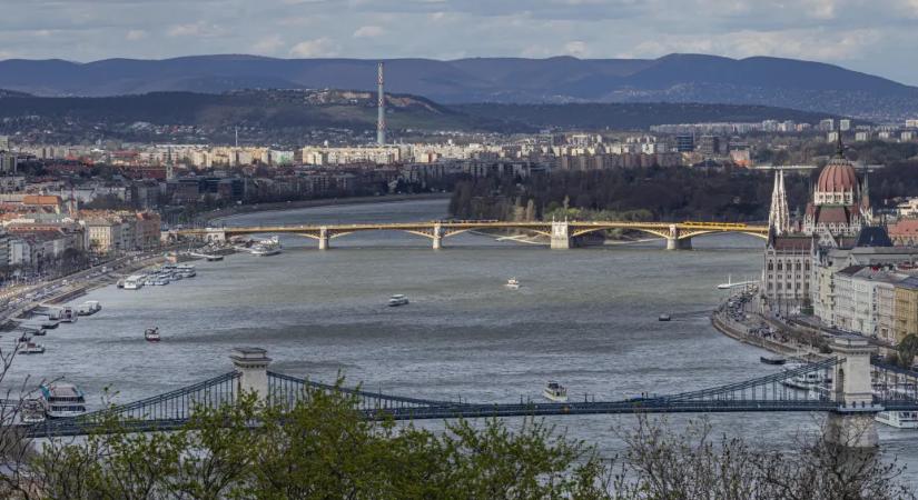 Political Capital: A főváros csődbe taszításával is Magyar Pétert akarja megszorongatni a kormány