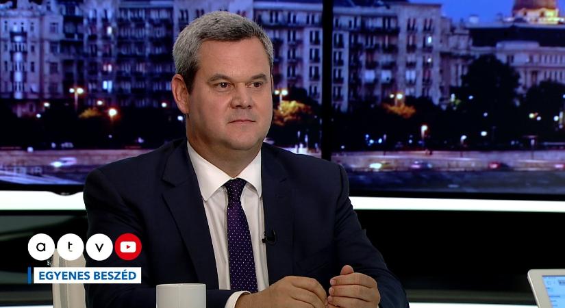 Politikatörténelmet írt a b.zmegolással Pintér embere: Takács Péter összetűzésbe került egy állampolgárral, aki szerinte Tisza-troll