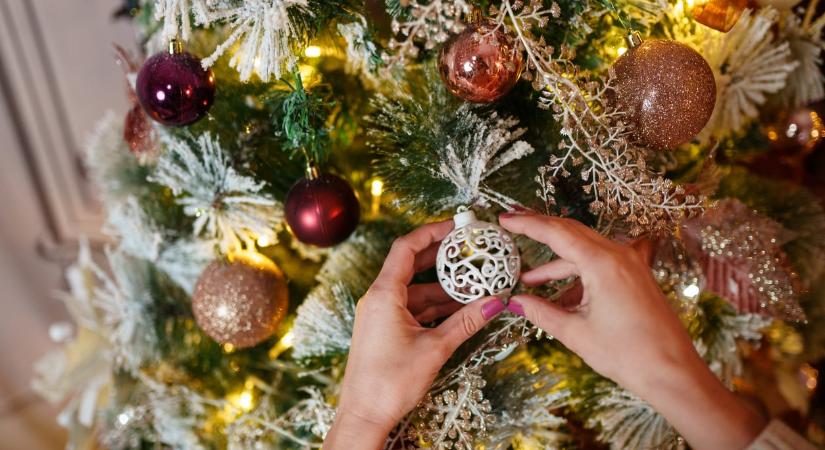 5 hiba, amit ne kövess el karácsonyfa-díszítés közben